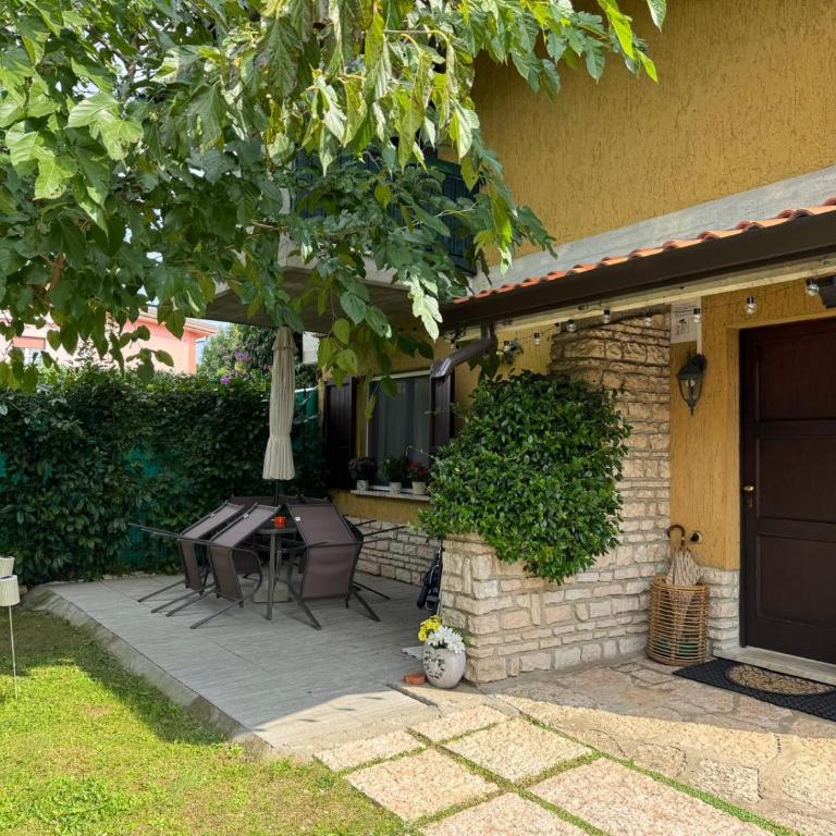 Mia's House on Lake Garda - Two-Bedroom House - 25
