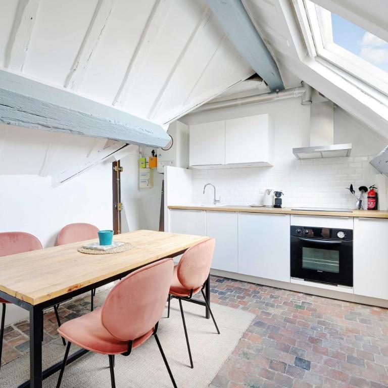 Bright 4P studio in the heart of Paris Marais Rivoli - Studio - 3