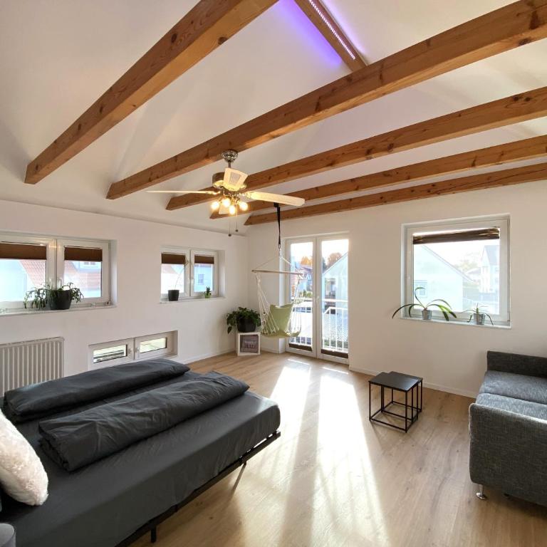Modernes & zentral gelegenes Ferienhaus mit Garten und Parkplatz - Haus mit 3 Schlafzimmern - 2