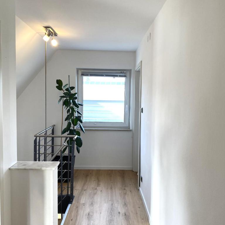 Modernes & zentral gelegenes Ferienhaus mit Garten und Parkplatz - Haus mit 3 Schlafzimmern - 16
