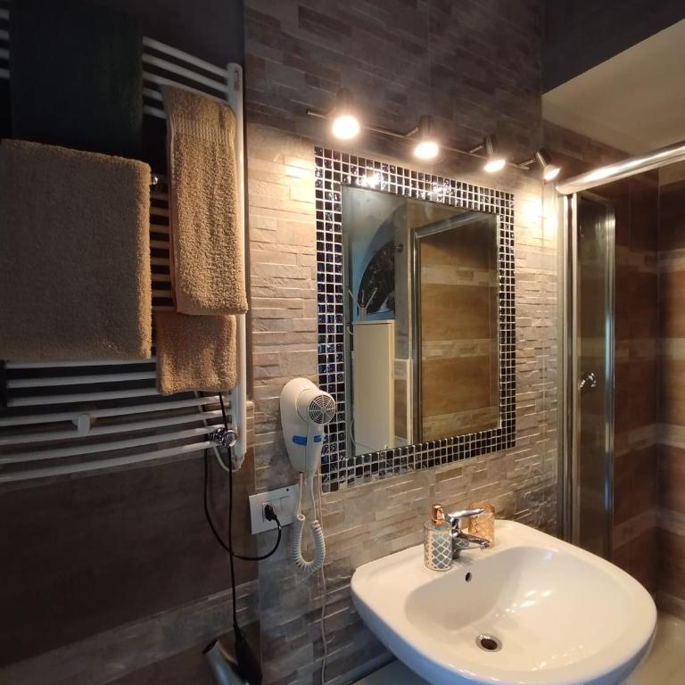 Max B&B Fiera - King Room - 10