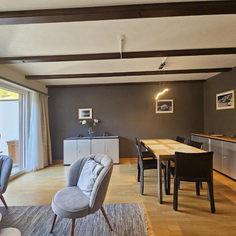 Adora - Apartment mit 3 Schlafzimmern und Bergblick - 5