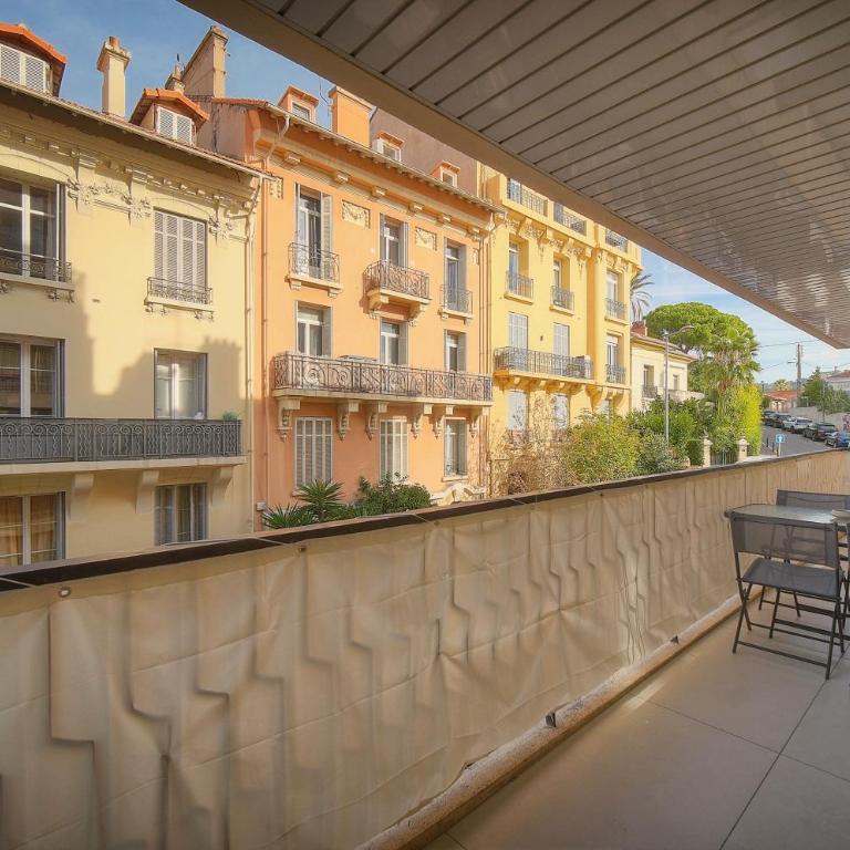 Ruby - Terrace - 10 min Palais - VCA - Appartement 1 Chambre - 16
