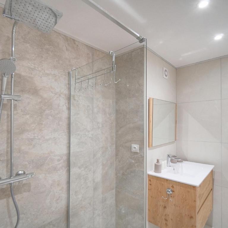 Ruby - Terrace - 10 min Palais - VCA - Appartement 1 Chambre - 29