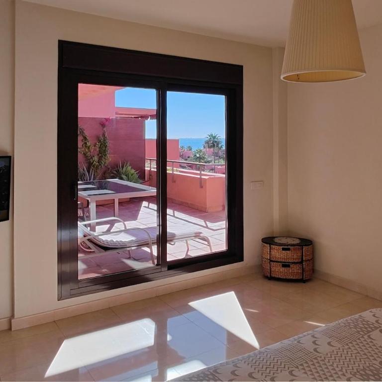 Atico de lujo con hermosas vistas, Salinas, Estepona - Apartamento de 2 dormitorios - 25