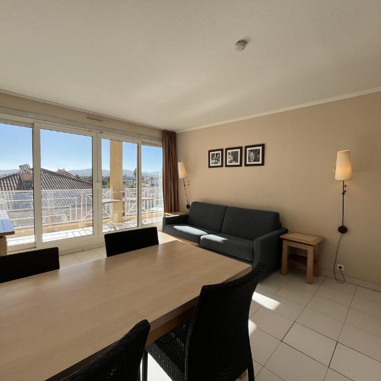 CAP HERMES 312, T2,3, 40m2 clim, parking, piscine - Appartement 2 Chambres avec Terrasse et Vue sur la Mer - 10
