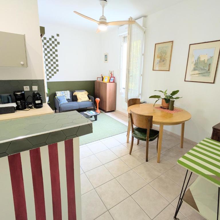 La parenthèse colorée - Apartamento de 1 dormitorio - 1