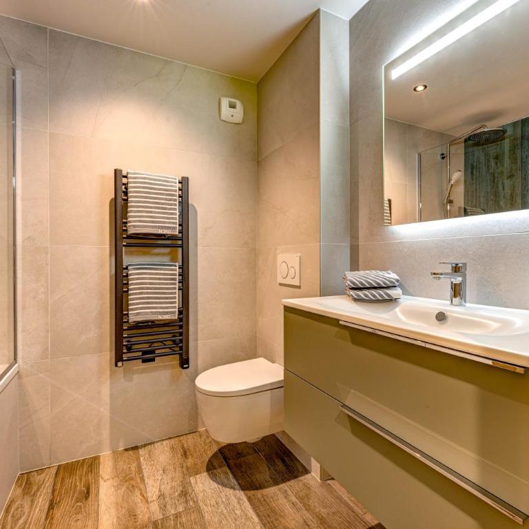 Chalet du Cristal Blanc - Three-Bedroom Chalet - 8