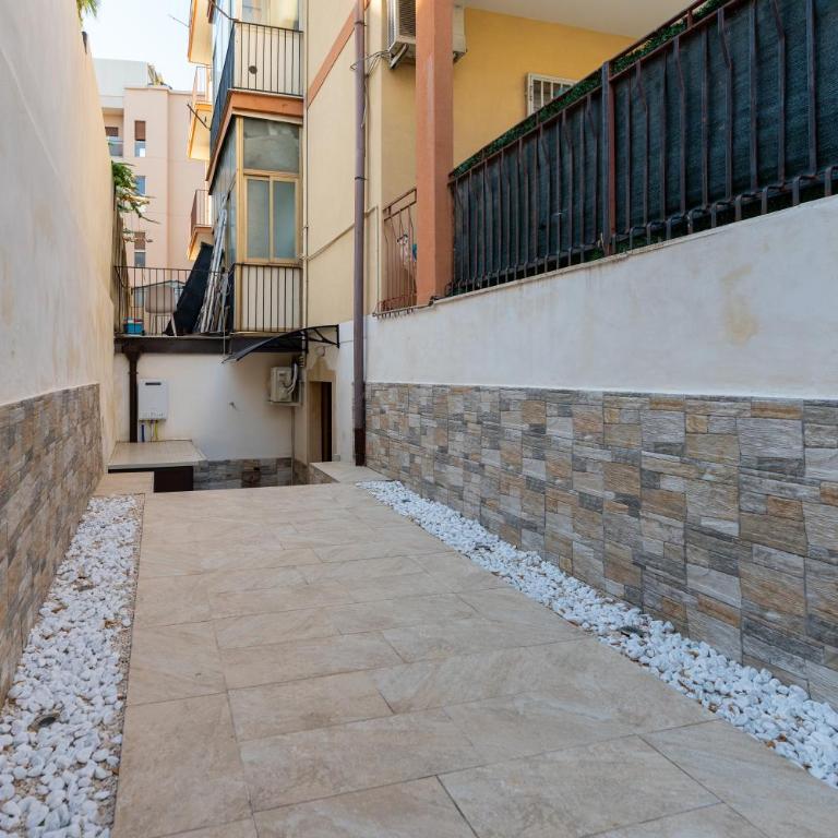 Vulcania SuiteA - One-Bedroom Apartment - 15