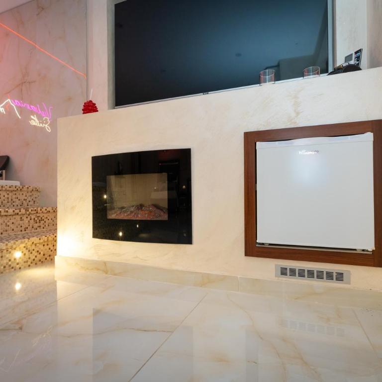 Vulcania SuiteA - One-Bedroom Apartment - 18