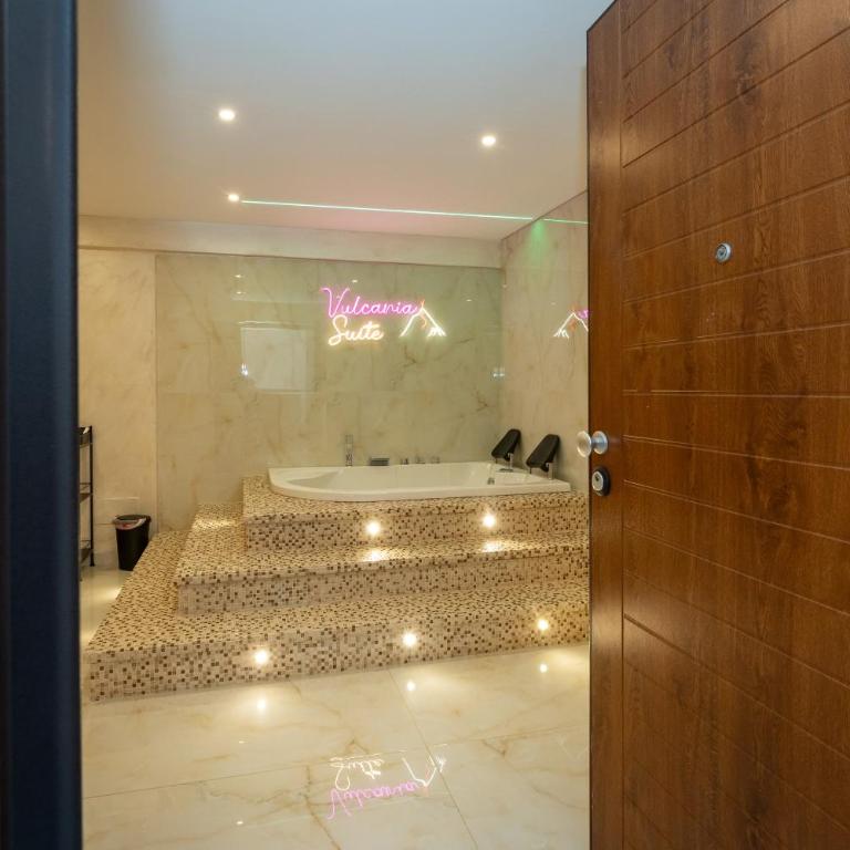 Vulcania SuiteA - One-Bedroom Apartment - 27