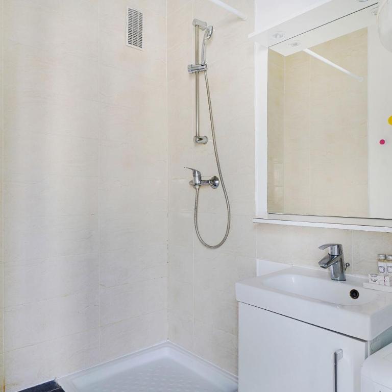 Parisian charm in the heart of the Marais ! - Apartment - 13