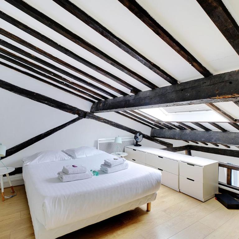Parisian charm in the heart of the Marais ! - Apartment - 7