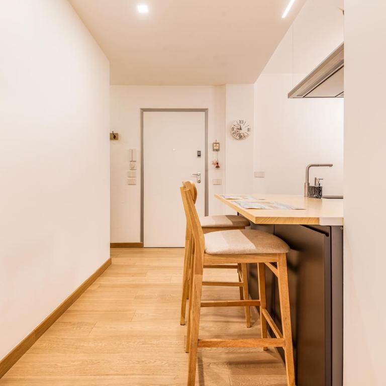 Luxury Apartment Milano Via Montenevoso 4 Pax Wi-Fi - Appartamento con 1 Camera da Letto - 17