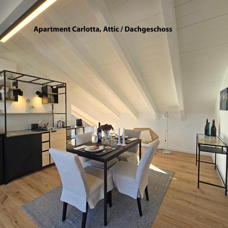 Casa Montebello - One-Bedroom Loft Apartment with Balcony - 1
