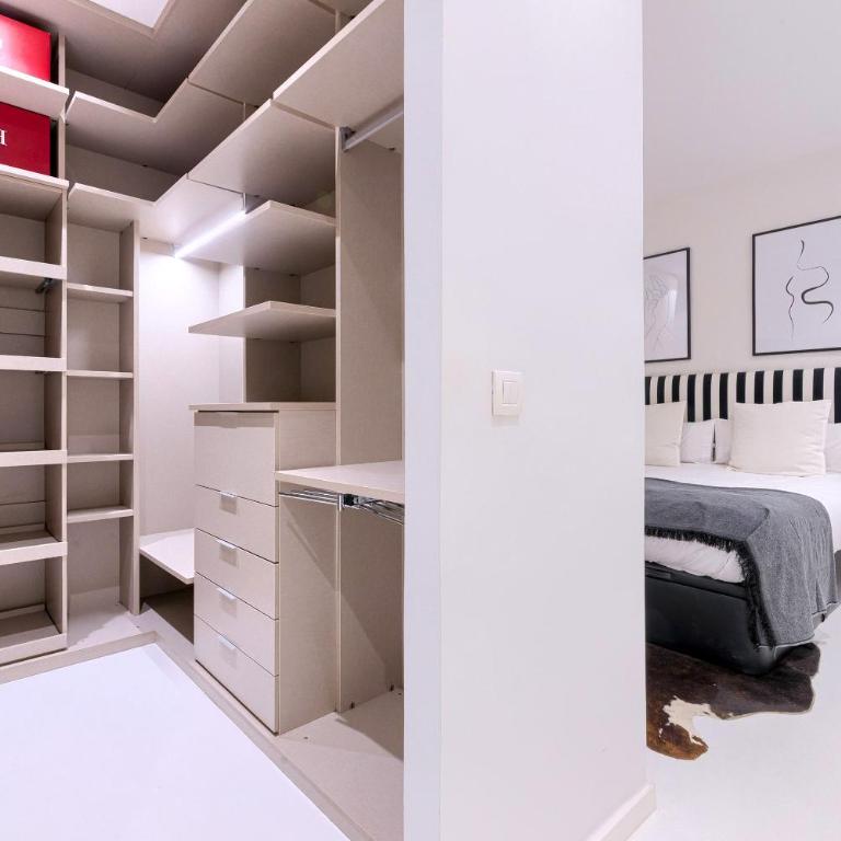Apartamento Bilbo - Three-Bedroom Apartment - 4