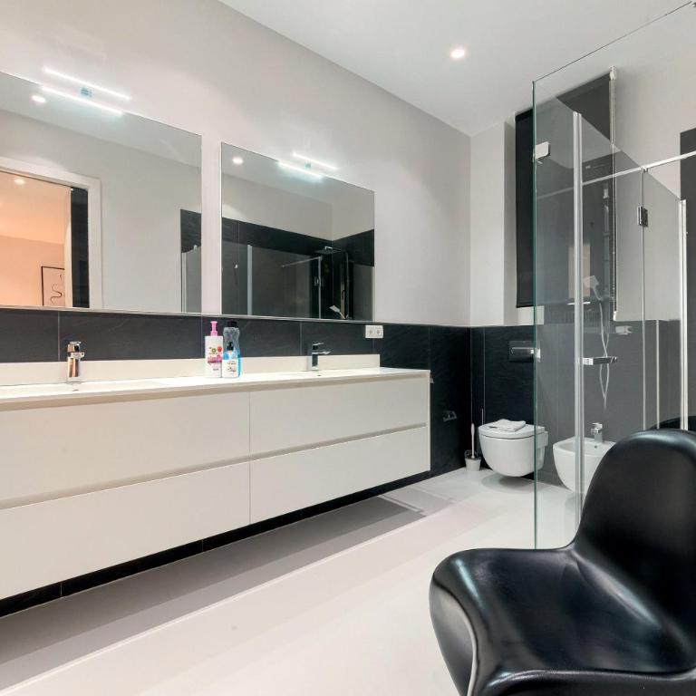 Apartamento Bilbo - Three-Bedroom Apartment - 7