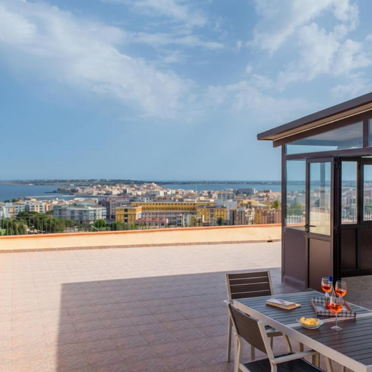 GuestHost - La Terrazza di Siracusa - Roomy and Bright Flat - Appartamento con 3 Camere da Letto - 2