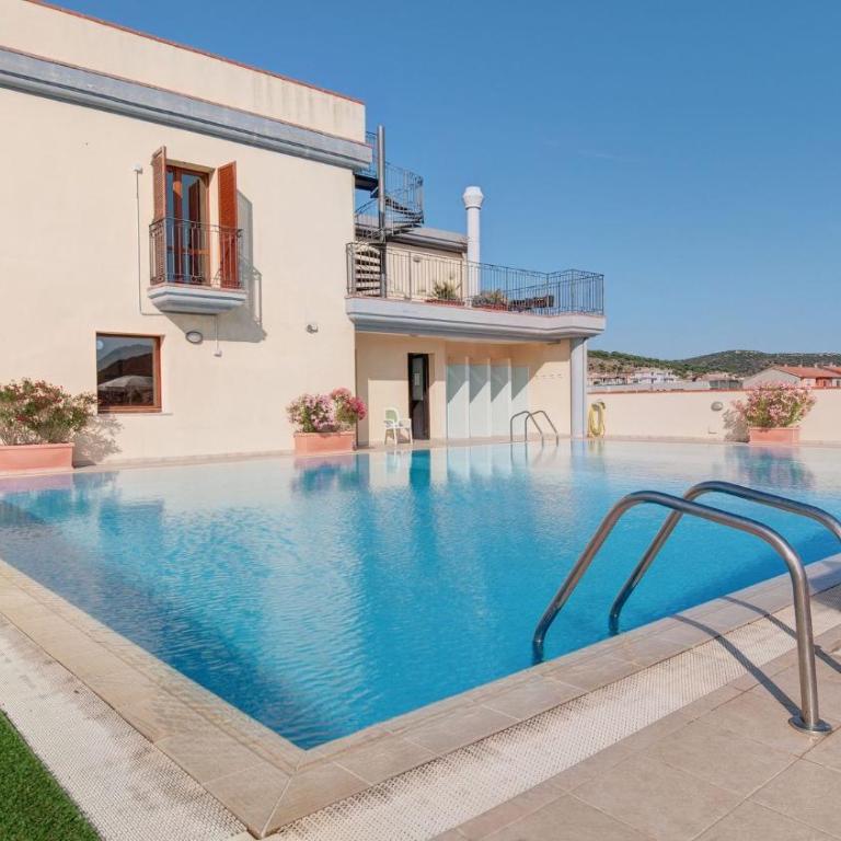 Stylish Residence Le Fontane 1 Bedroom premium B3 sleeps 3 - Apartment - 2