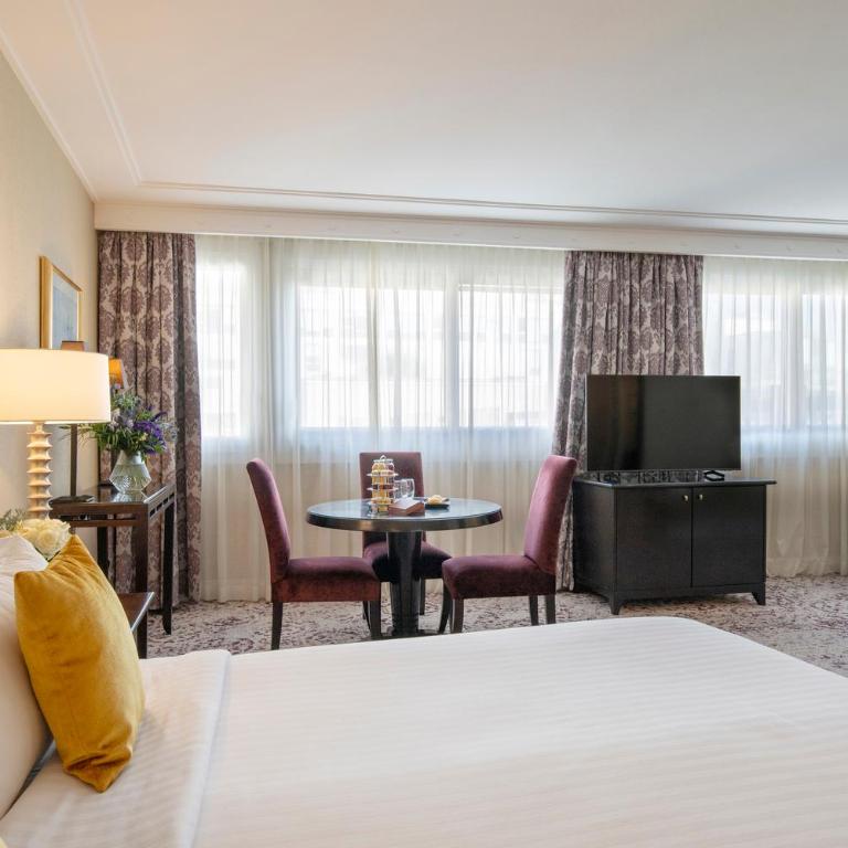 Warwick Paris Champs-Elysées - Suite Junior Lit King-Size - 3