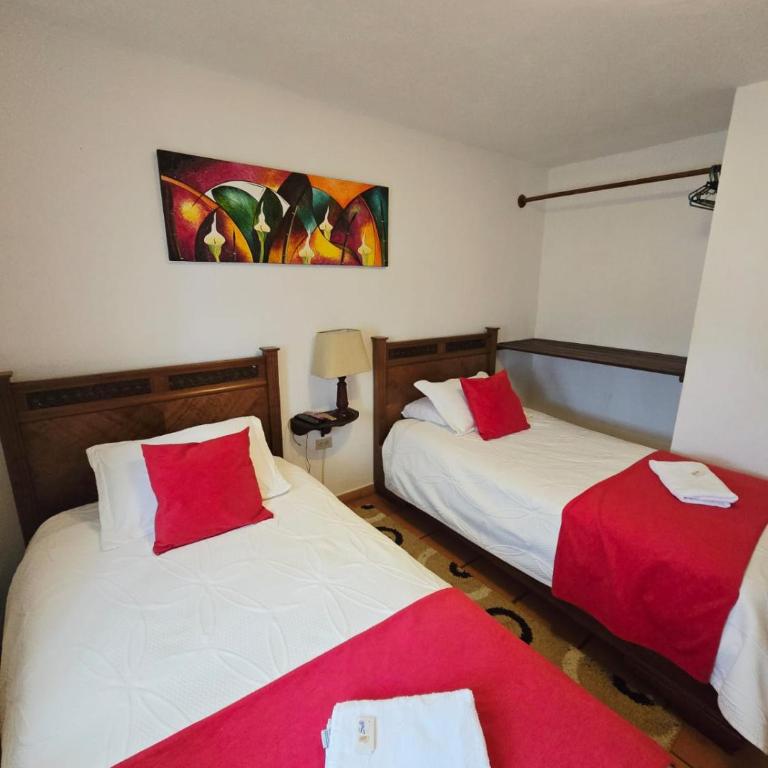 Aparta Hotel El Refugio de María - Habitación Estándar con baño compartido - 2 camas - 2