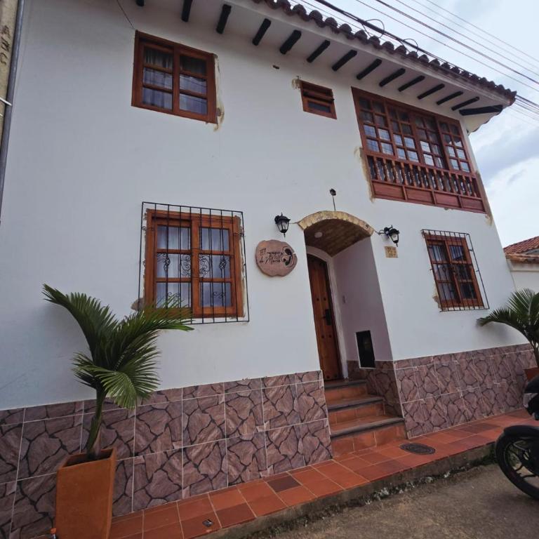 Aparta Hotel El Refugio de María - Apartamento - 2 niveles - 4