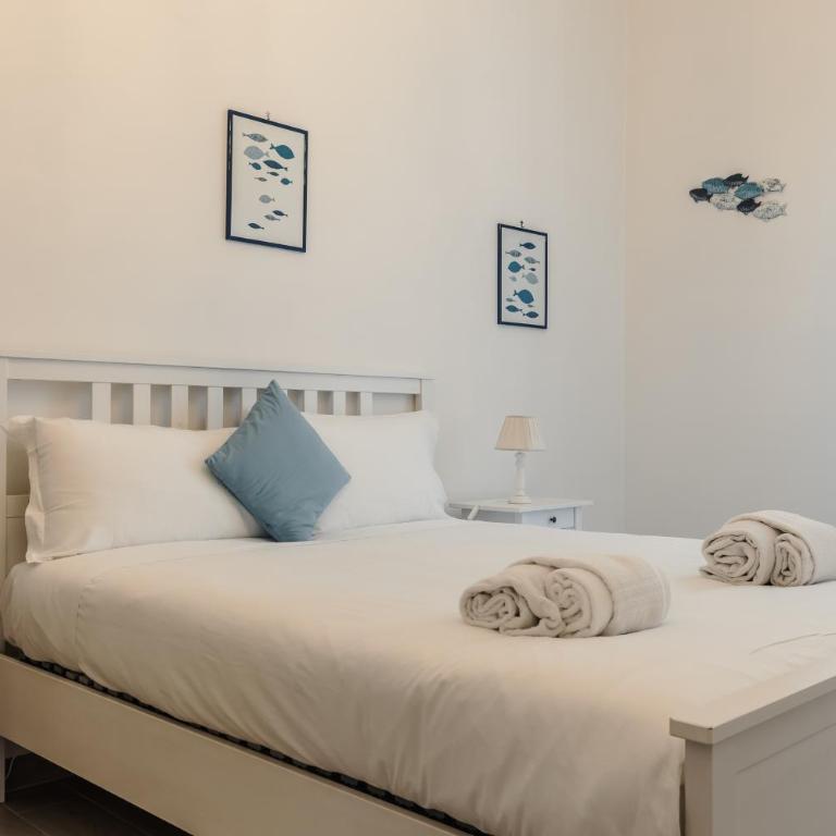 Vatican Family & Friends Stay - Two-Bedroom Apartment - 33