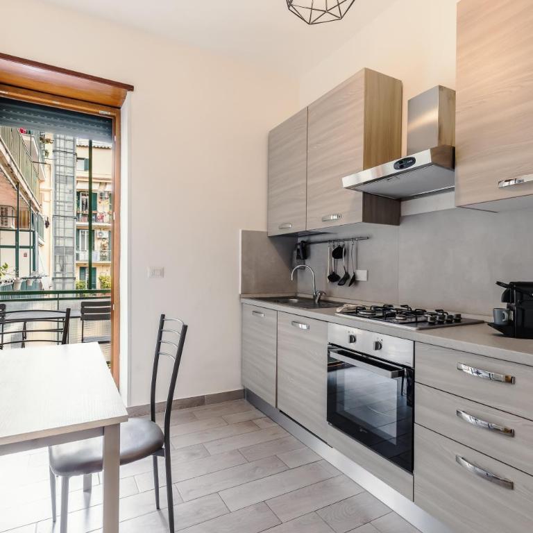 Vatican Family & Friends Stay - Two-Bedroom Apartment - 37