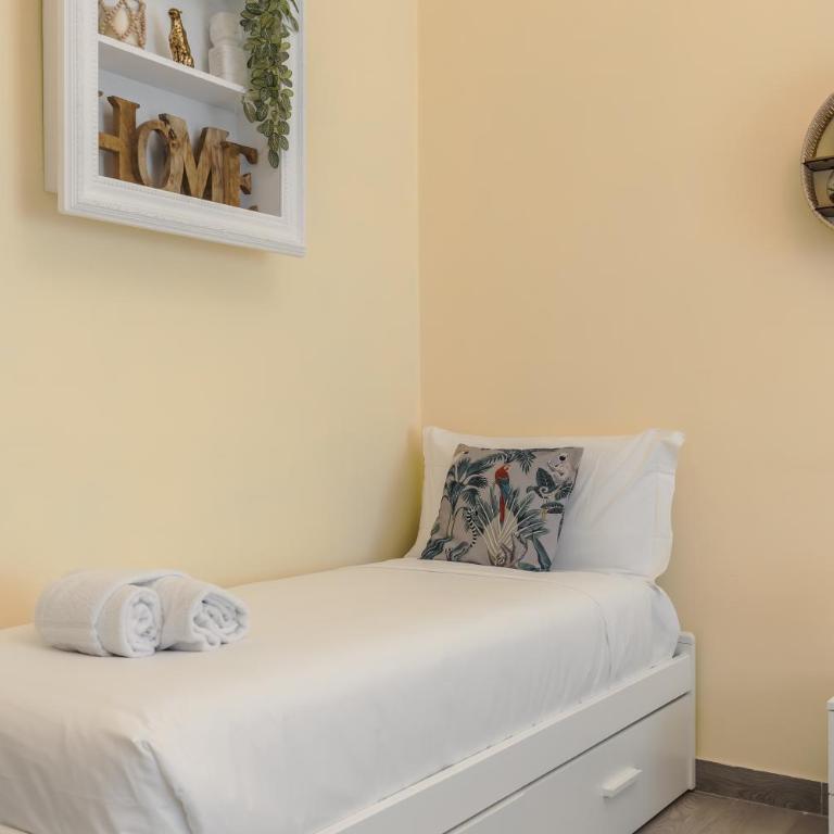 Vatican Family & Friends Stay - Two-Bedroom Apartment - 39