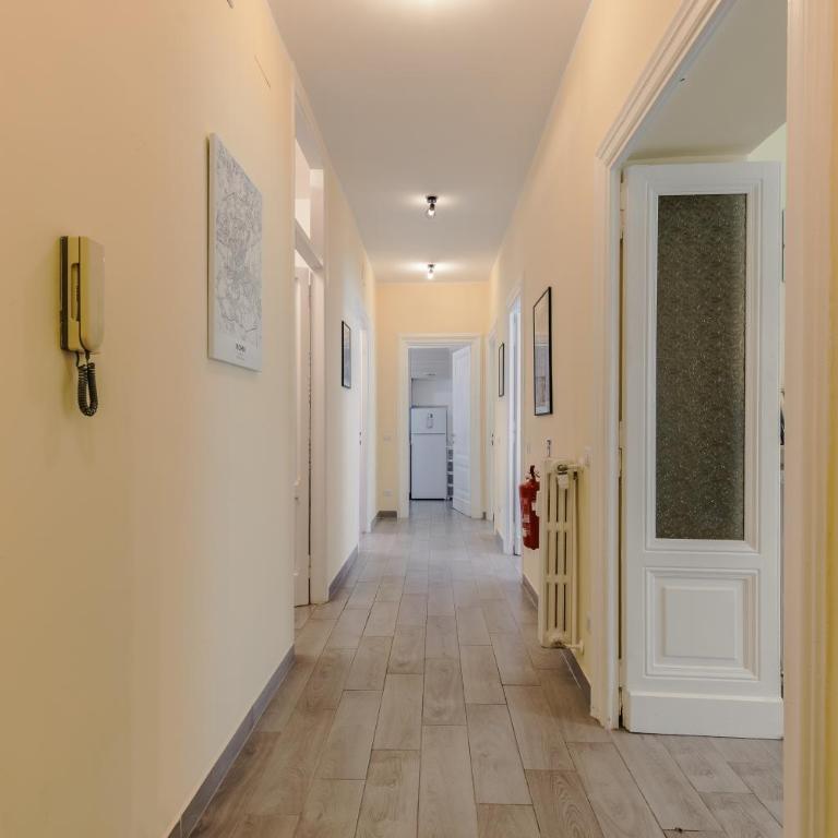 Vatican Family & Friends Stay - Two-Bedroom Apartment - 42