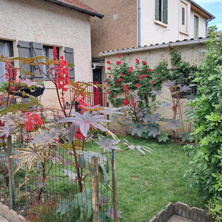 LE REFUGE DU DRAPEAU Maison avec 4 chambres proche du centre historique - Maison 4 Chambres - 27