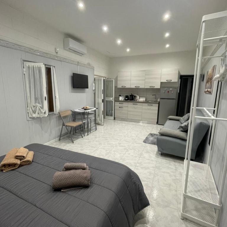 Terry's House - One-Bedroom Apartment - 4