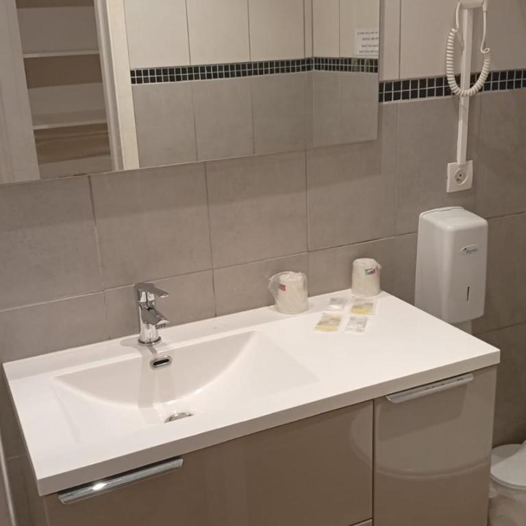 Le Faidherbe Hotel Coeur de ville-Plages -Nausicaa Billetterie-Q-Park - Chambre Lits Jumeaux - 2