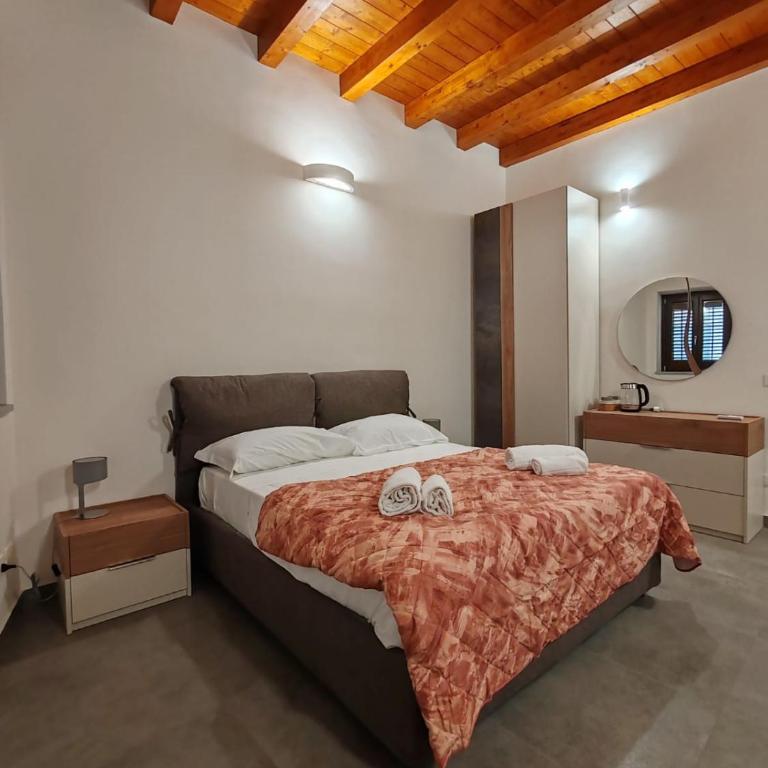 A fera vecchia by Casa Azzurra Apartments - Appartamento con 2 Camere da Letto - 1