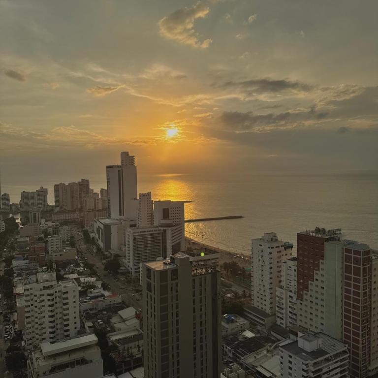 Stunning Bocagrande Beach Apartment - Apartment with Sea View - 13