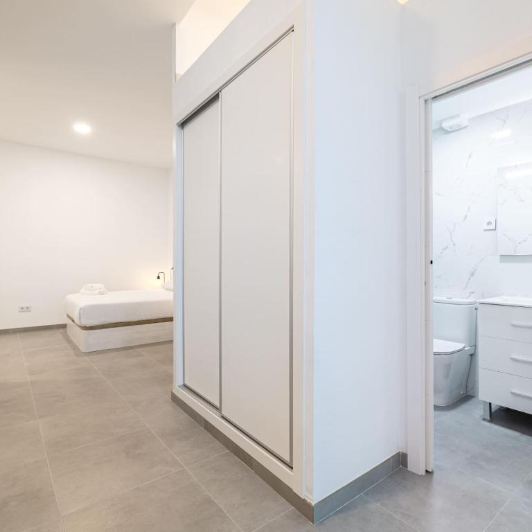 Cosy studio near AVE station - Apartamento - 20