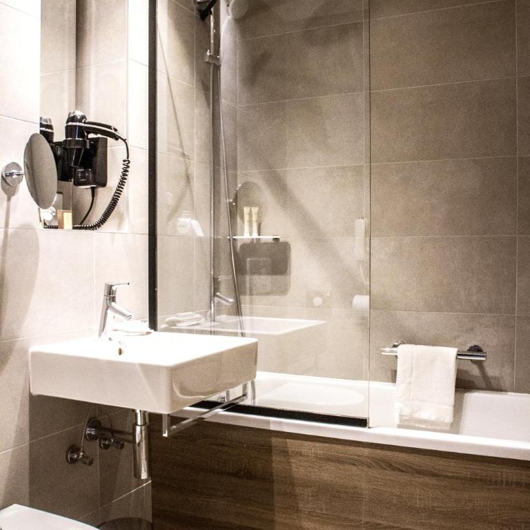 Hôtel de Sévigné - Chambre Supérieure - 12