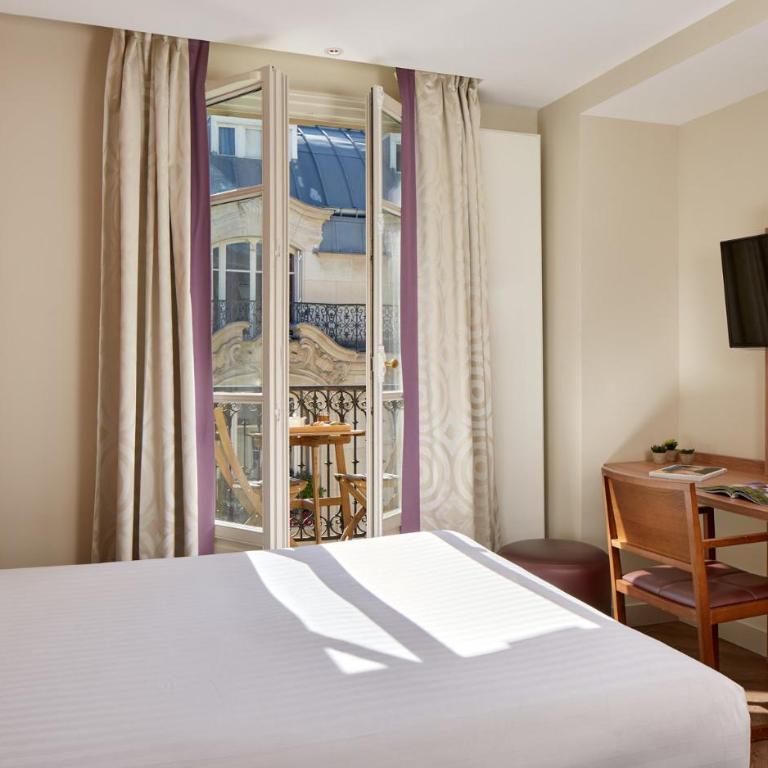 Hôtel de Sévigné - Chambre Classique avec Balcon - 7