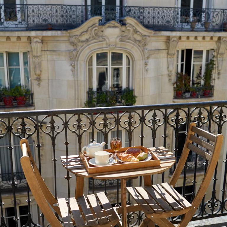 Hôtel de Sévigné - Chambre Classique avec Balcon - 6