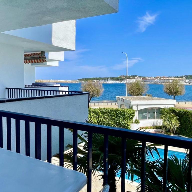 Passeig Del Mar 01 - Apartamento de 3 dormitorios - 1 - 1