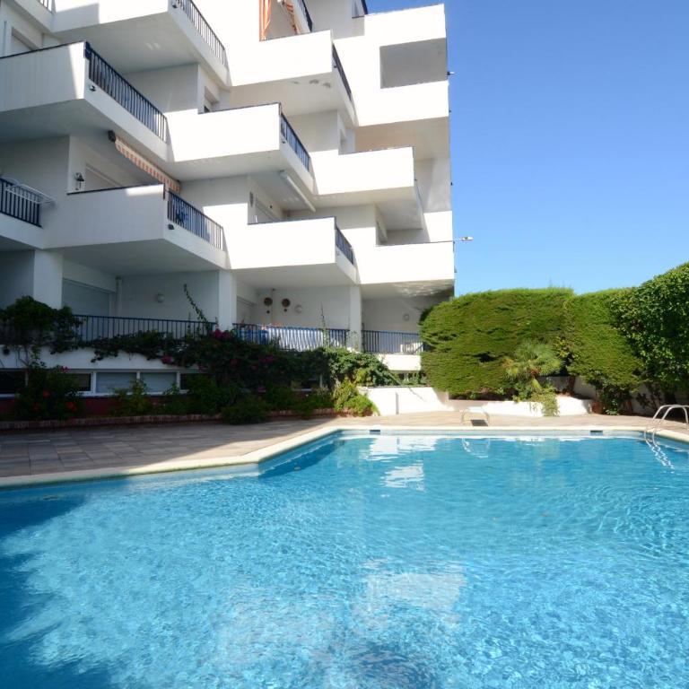 Passeig Del Mar 01 - Apartamento de 3 dormitorios - 1 - 35