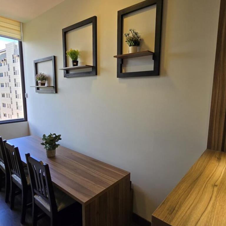 Apartment within walking distance of Parque Fidel Anze! - One-Bedroom Apartment - 7