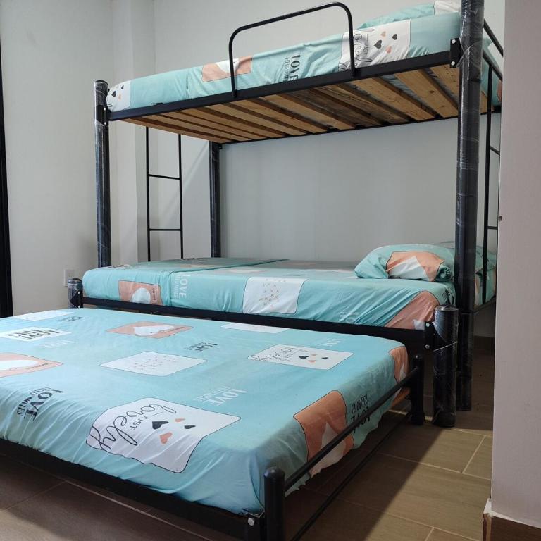 Casa Vacacional para Hasta 7 Personas - Casa - 5