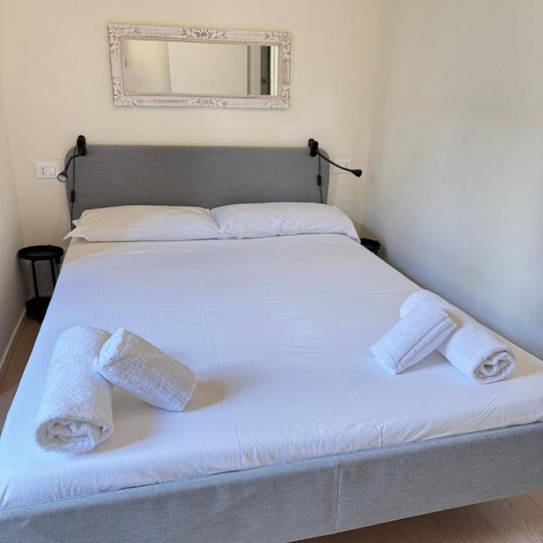 Sunny Home in Rome - Appartamento con 2 Camere da Letto - 9