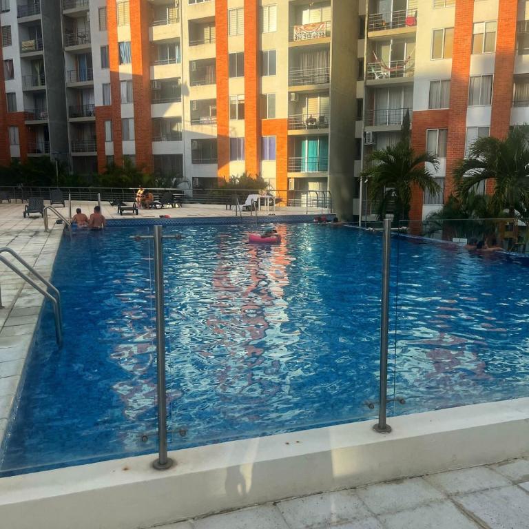 Moderno Apt en Reserva del Peñón en Girardot - Three-Bedroom Apartment - 10