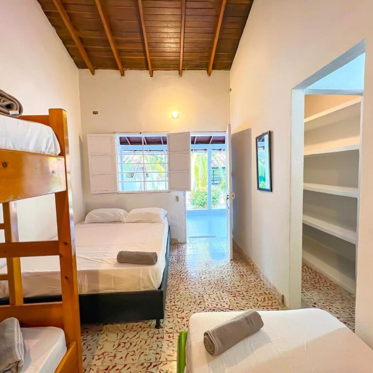 Casa San Miguel Tolú, Playa El Francés - Four-Bedroom House - 4