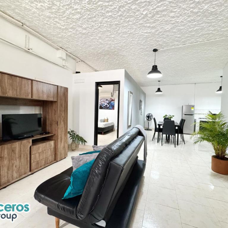 Apartamentos Zona Circunvalar Por Parceros Group - One-Bedroom Standard Apartment - 2