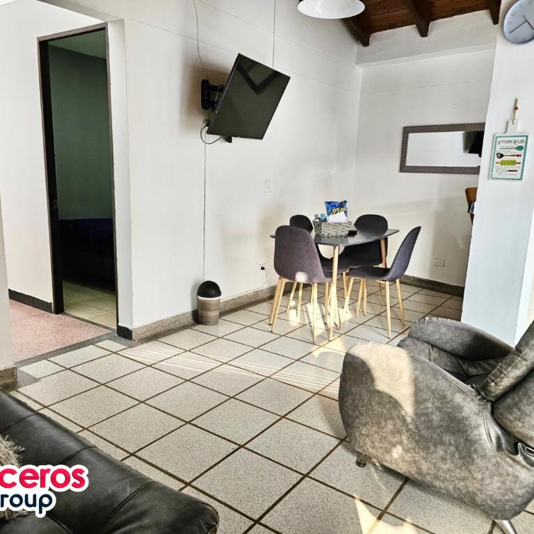 Apartamentos Zona Circunvalar Por Parceros Group - Three-Bedroom Standard Apartment - 3