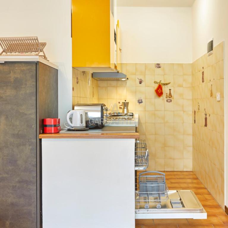 Pandora Apartment -Relax e Divertimento a Sirmione - Appartamento con 2 Camere da Letto - 12
