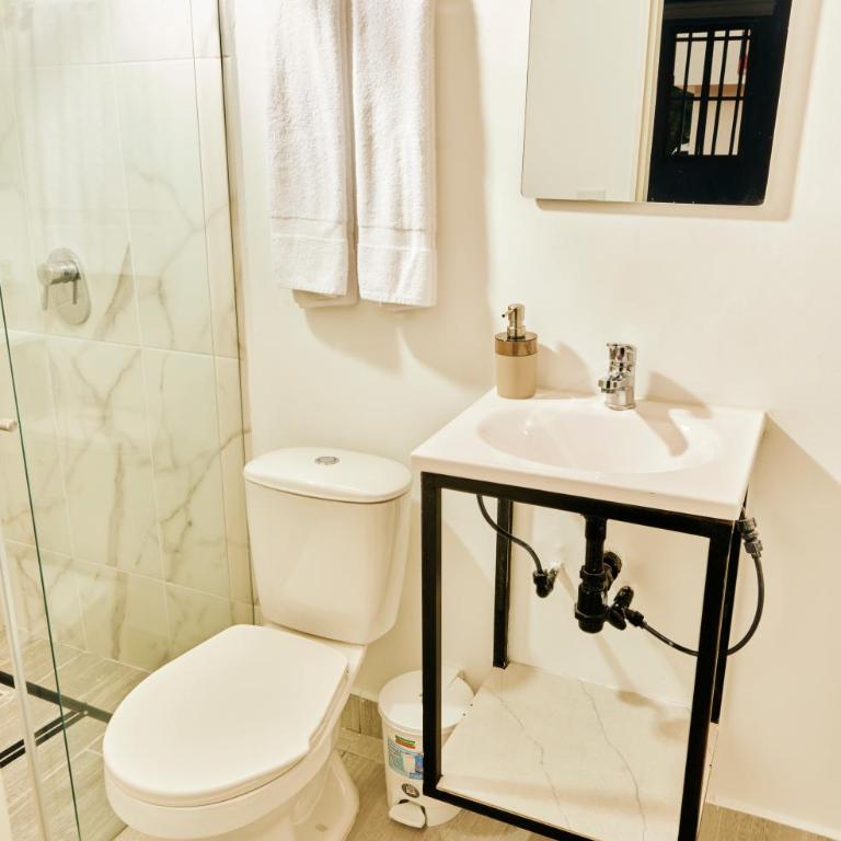 Apartamento A109 con aire en el Poblado - One-Bedroom Apartment - 26